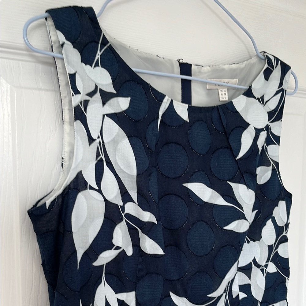 Elegant Navy and White Leaf Print Dress